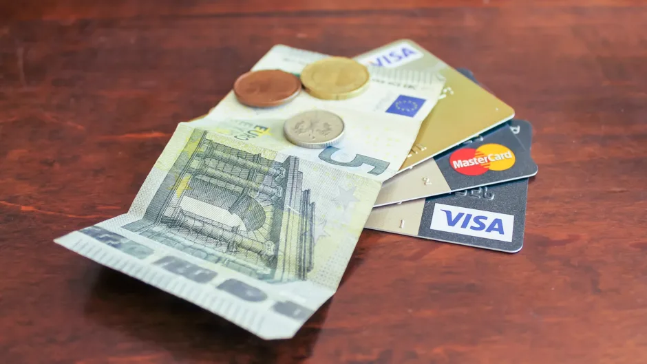 Quels sont les différents types de cartes bancaires ?